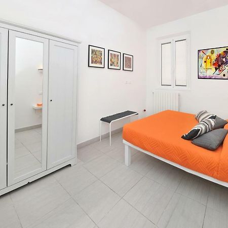 Apartment Close To Vatican Museums And To Metro Rome Buitenkant foto