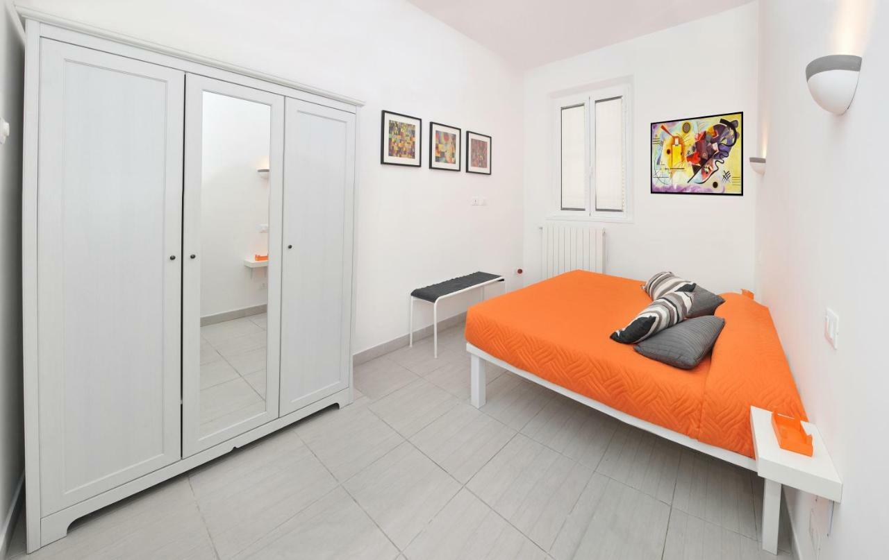 Apartment Close To Vatican Museums And To Metro Rome Buitenkant foto